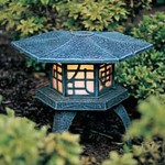 Hadco DK5 and DKL5 Pagoda Garden Light