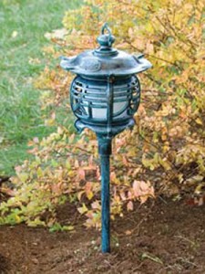 Hadco VP2 and VPL2 9" Pagoda Chinese Path Light