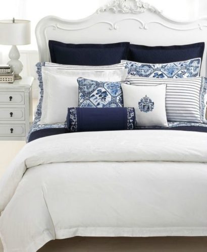 Ralph Lauren Palm Harbor coordinates with other Ralph Lauren patterned and solid bedding in rich navy and deep white.