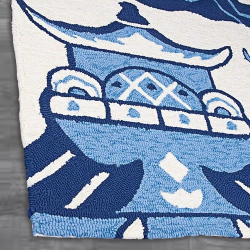 The hand-looped front of the rug - Indoor/Outdoor Blue Willow Pagoda Rugs from Dream Decor