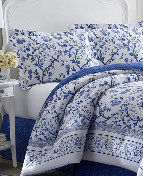 Laura Ashley Charlotte Comforter Set