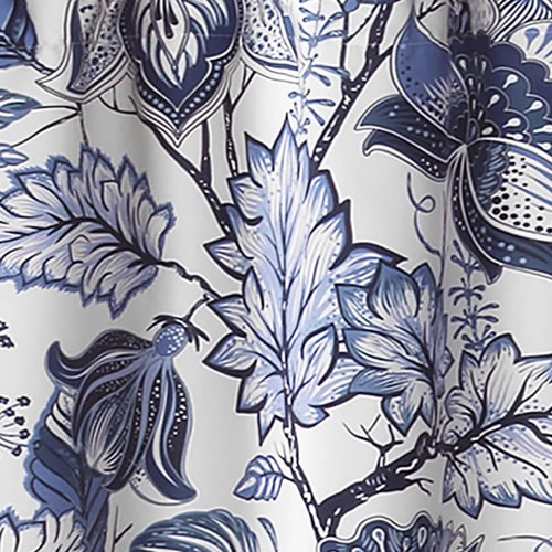 Lush Décor Cynthia Blue and White Jacobean Print