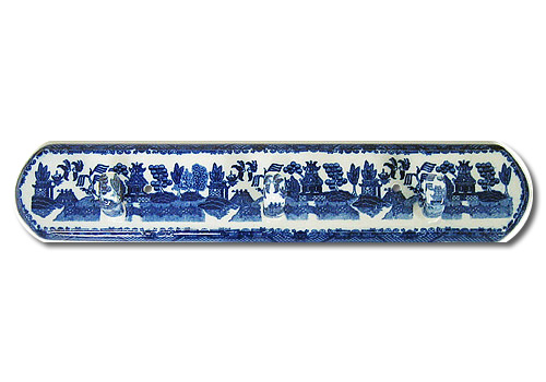 Blue Willow Pattern with Three Hooks
