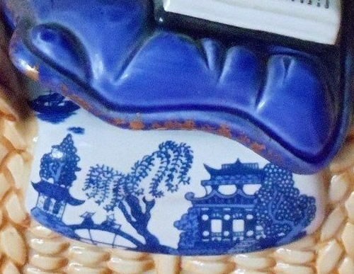 The seat cushion is Blue Willow pattern.