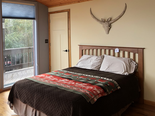 Guest Bedroom at Indian Cave Lodge