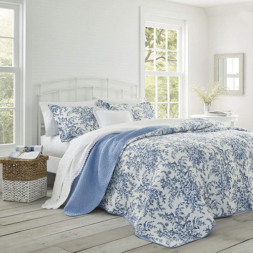 Bedford Delft Blue Quilt Set from Laura Ashley Home