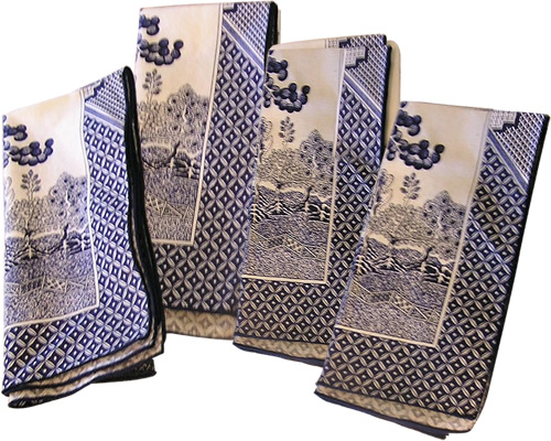 Royal Linens Johnson Brothers Blue Willow Cloth Napkins