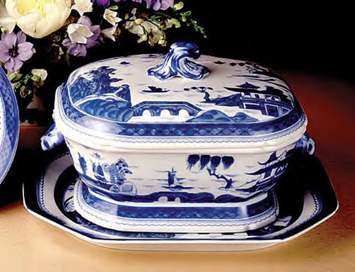 Mottahedeh Blue Canton Octagonal Tureen and Platter