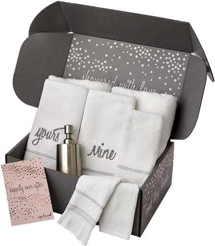 SKL HOME by Saturday Knight Ltd. Happily Ever After Splash Gift Box 7 Pieces: 1 lotion/soap dispenser, 2 bath towels, 2 hand towels, 2 tip towels 